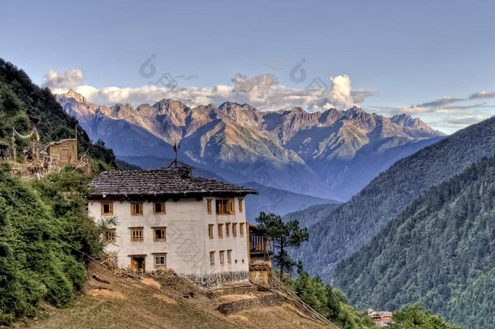 藏文房子山背景