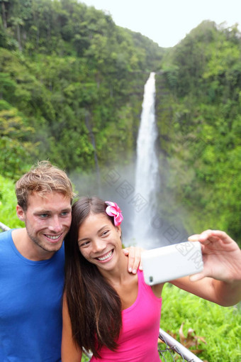 游客夫妇采取照片夏威夷