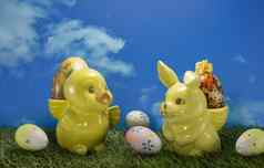 黄色的复活节鸭兔子