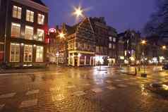 街景阿姆斯特丹荷兰晚上