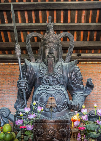 越南蔡白营养宝塔雕像激烈的中世纪的战士