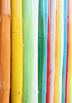 色彩斑斓的竹子墙纹理