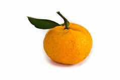 成熟的橙色孤立的白色背景