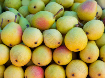 梨水果堆放行市场