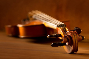 经典音乐小提琴古董木背景