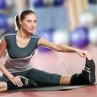 女人伸展运动<strong>健身</strong>锻炼体育运动<strong>健身</strong>房瑜伽