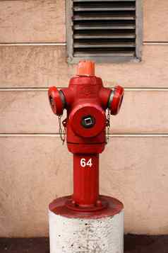 红色的火消火栓