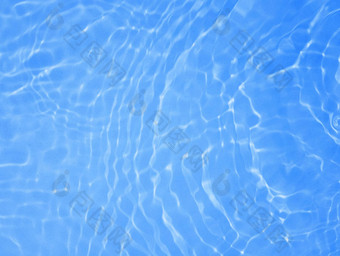 新鲜的蓝色的水涟漪背景