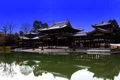 白嘌呤寺庙冬天季节日本