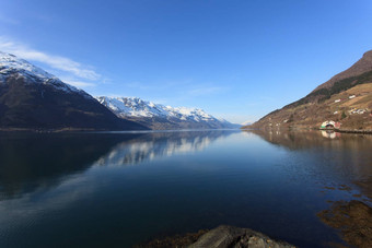 峡湾山