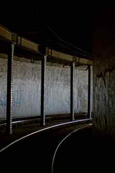 铁路隧道