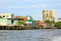 住宅建筑船潮phraya河