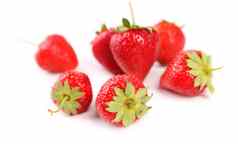 新鲜的红色的成熟的草莓孤立的白色