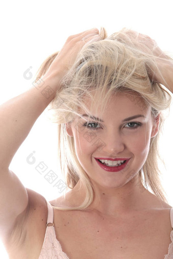 模型发布有吸引力的年轻的女人玩头发