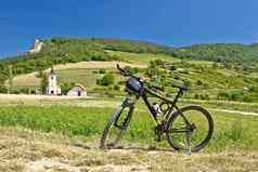 山自行车绿色景观