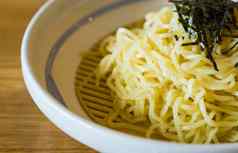 冷面条扎鲁荞麦日本食物风格