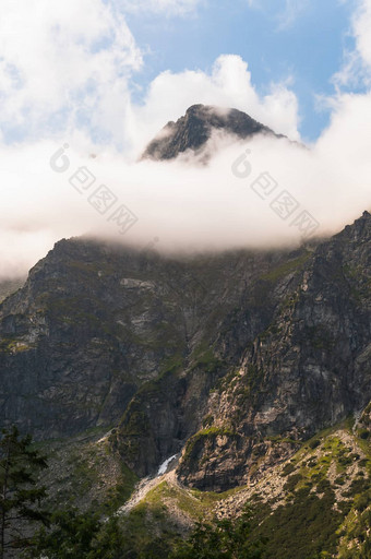 塔特拉山山峰云