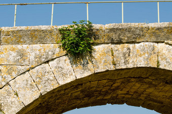 甲板<strong>朱利安</strong>普罗旺斯法国中世纪的罗马桥