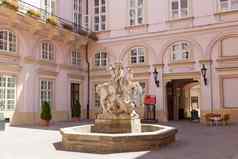 雕塑院子里博物馆历史布拉迪斯拉发斯洛伐克