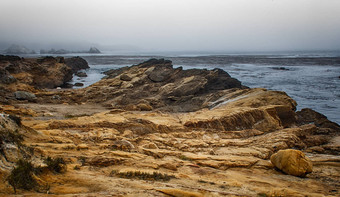 壮观的岩石形成点狼状态海洋保护区域