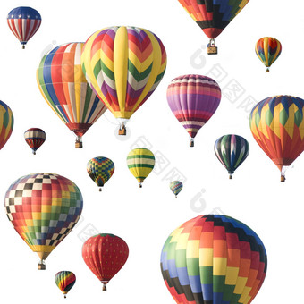 色彩斑斓的热空气气球浮动白色