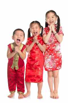 集团东方孩子们祝快乐中国人一年