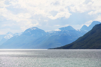 北极山峡湾