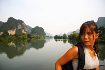 年轻的女人yangshuo