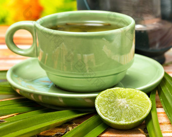 石灰绿色茶饮料水果自助餐厅