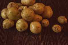 新鲜种植土豆