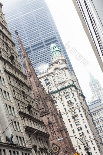 纽约城市较低的曼哈顿摩天大楼百老汇街
