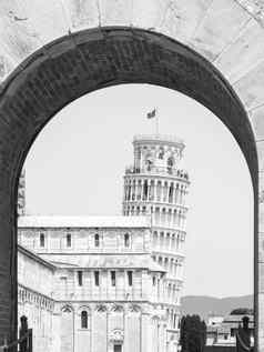 倾斜塔比萨托雷前几天比萨视图拱门大门新的托斯卡纳意大利联合国教科文组织世界遗产网站