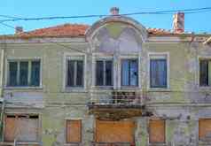 帕莫瑞保加利亚3月被遗弃的房子城市中心