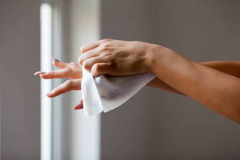 清洁手湿湿巾
