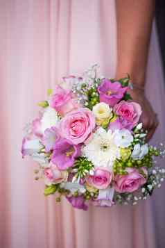 粉红色的花玫瑰郁金香花束婚礼花浪漫情人节
