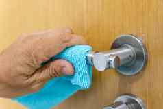 预防清洁通过处理消毒液解决方案
