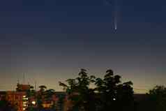 彗星新智慧早期早....天空建筑扎波罗热乌克兰7月