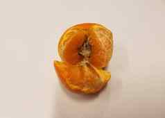 腐烂的腐烂的内部橙色柑橘类水果