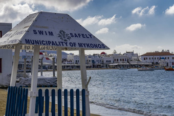 米克诺斯希腊游泳安全标志海滩