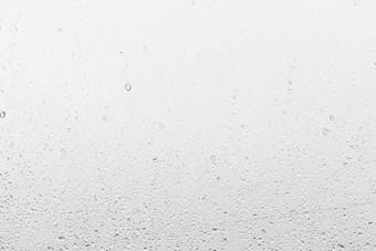 <strong>雨滴</strong>窗口眼镜表面灰色的天空背景自然背景<strong>雨滴</strong>摘要覆盖设计概念多雨的天气