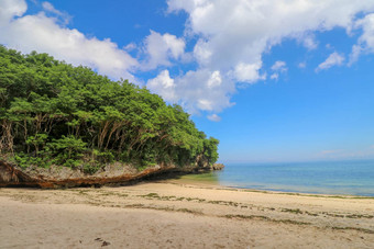 美丽的视图巴东巴东海滩巴厘岛印尼黄色的细沙子