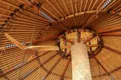 纹理背景竹子屋顶生态房子使自然材料