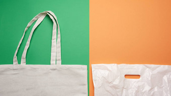米色纺织环保袋白色塑料袋平躺