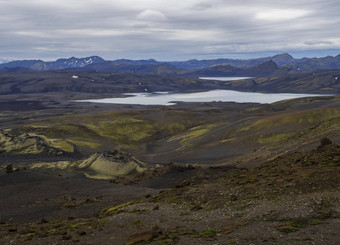 色彩斑斓的宽全景全景视图火山景观拉卡吉加尔大小火山火山口链绿色地衣莫斯湖泊