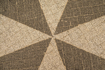 城市地板上瓷砖明星形状