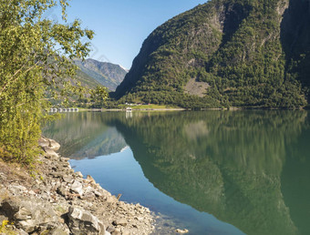 视图蓝色的水松达尔峡湾峡湾研究所挪威自然旅行背景早期秋<strong>天</strong>蓝色的<strong>天</strong>空背景