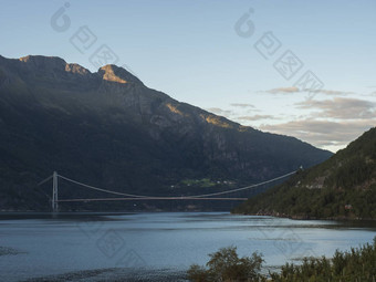 视图百度桥峡湾hardangerfjorden连接乌伦斯旺乌尔维金挪威最长的隧道隧道悬架桥世界米夏天一天金小时