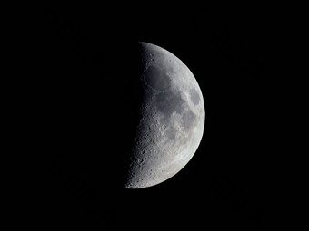 季度月亮望远镜