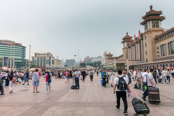 北京中国7月北京西铁路站站服务平均乘客一天最大人一天