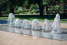 干喷泉夏天城市公园喷泉碗小喷泉